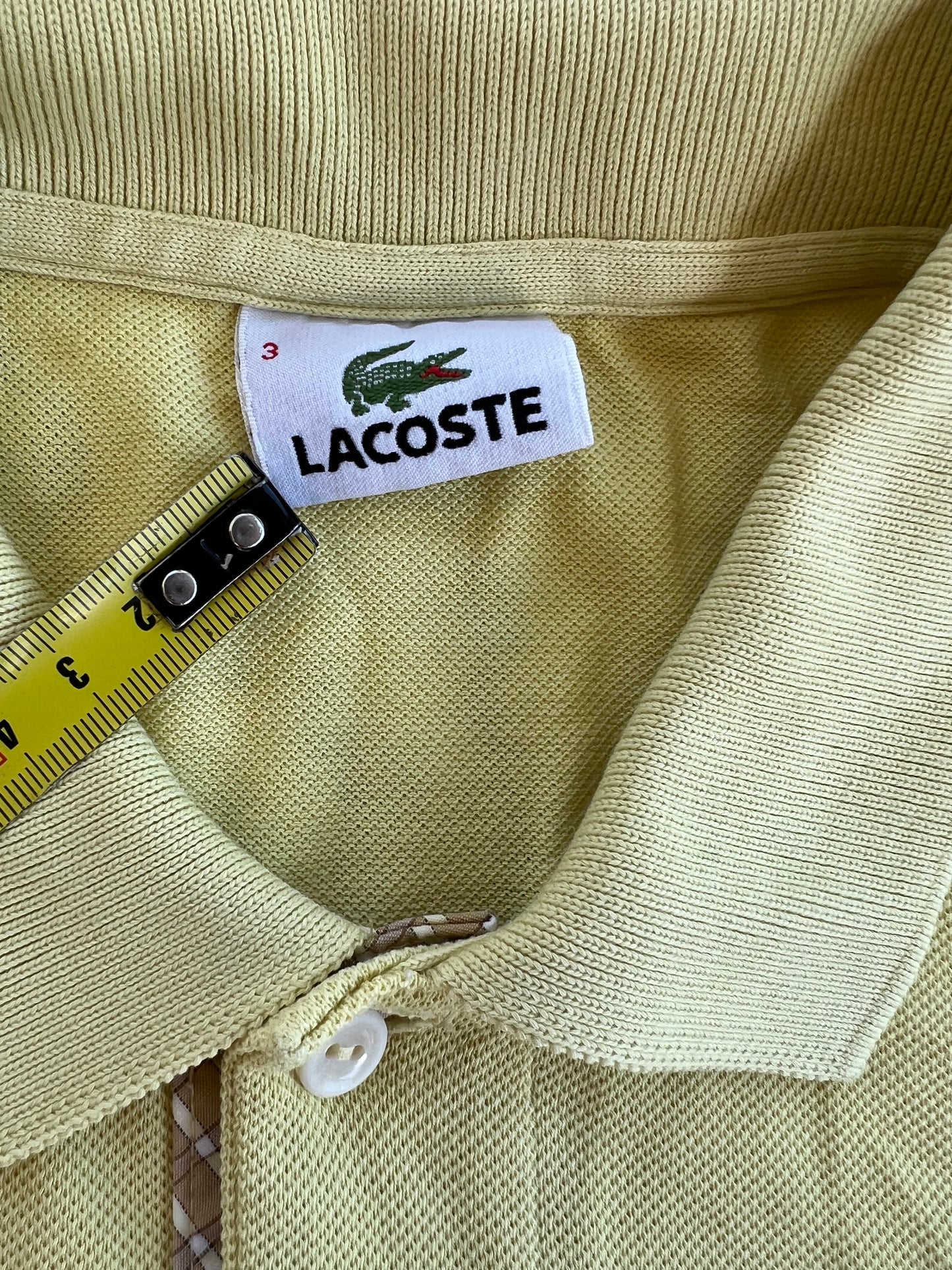 Polo Lacoste taille 3 L